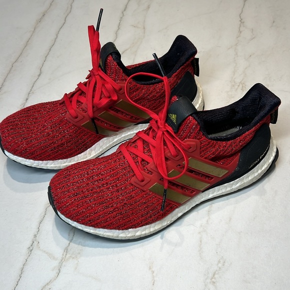 Adidas Ultraboost “Game of Thrones” Edition with Gold Accents (Size 8). - Picture 4 of 10